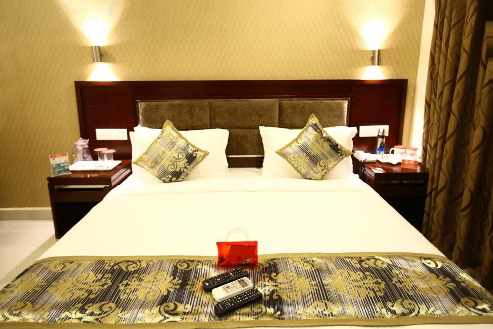 Fabhotel Alreef Residency Chennai Bagian luar foto