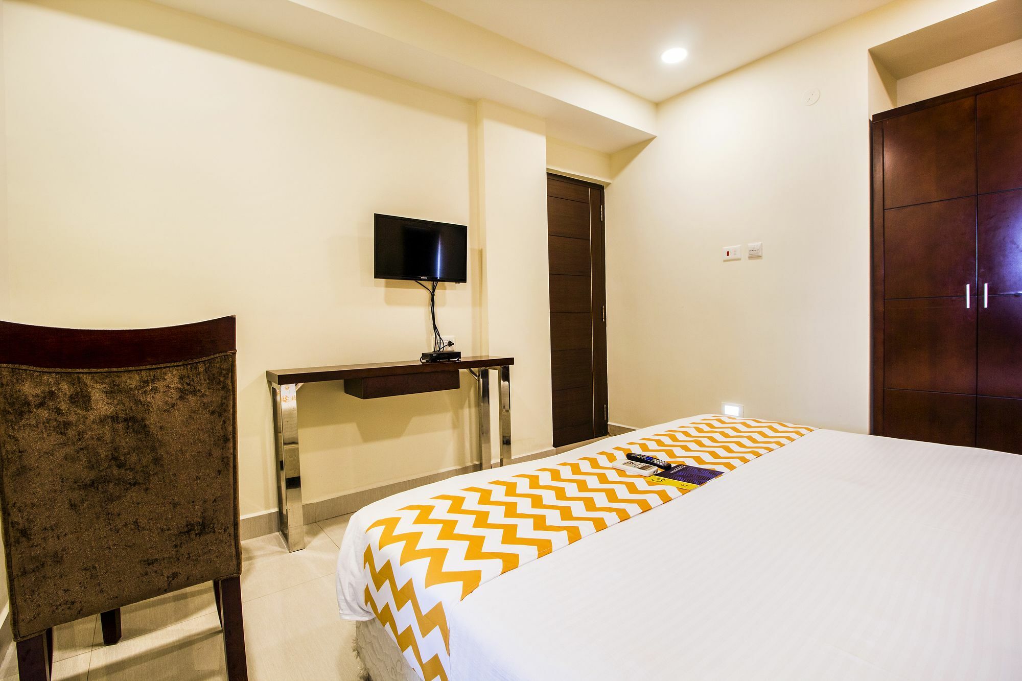 Fabhotel Alreef Residency Chennai Bagian luar foto